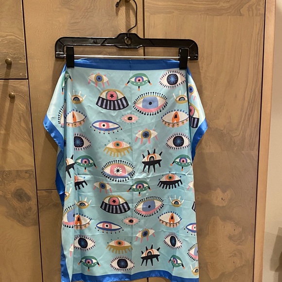 Colorful Eye Pattern Scarf - Picture 4 of 4